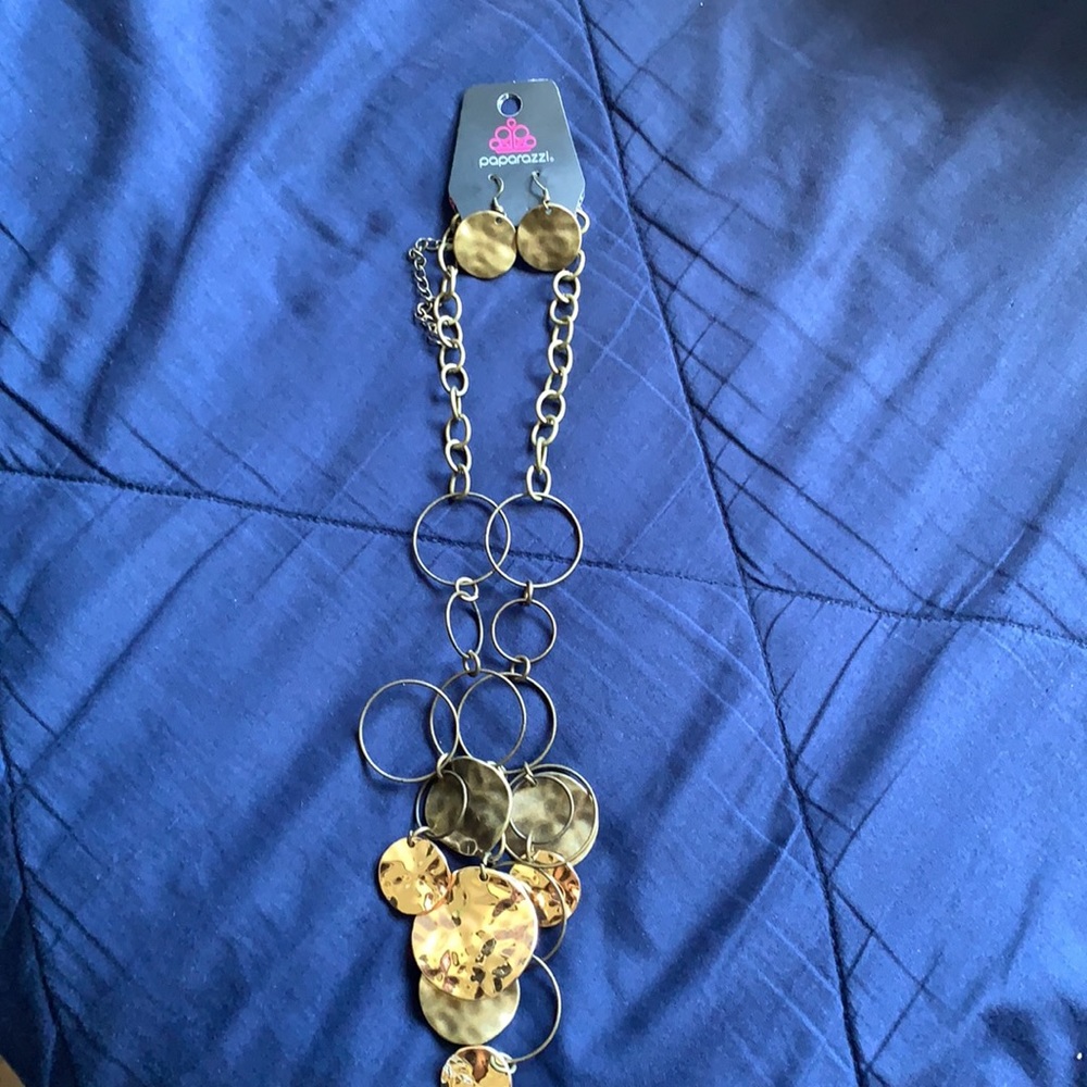Bronze gold Fashion jewelry with earrings